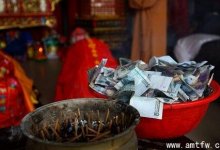 不干净的钱供佛，佛会要吗？